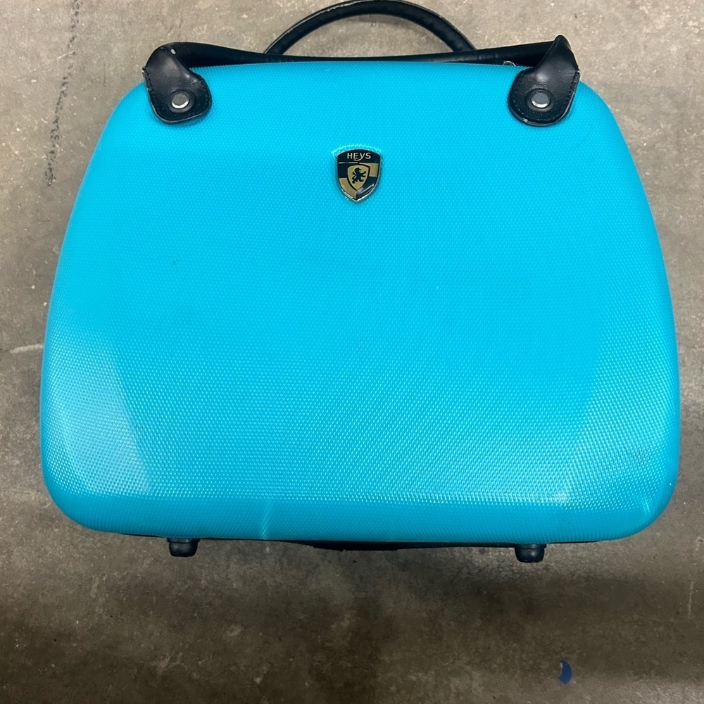 Heys bellezza‎ carry on case hard luggage